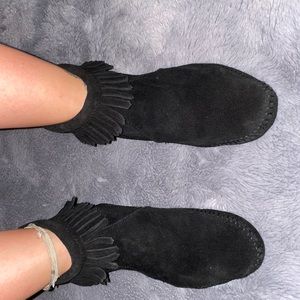 Black Moccasins